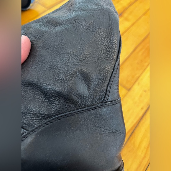 Frye Veronica Black Leather Short Slouch Boots, Size 10 - Picture 16 of 16